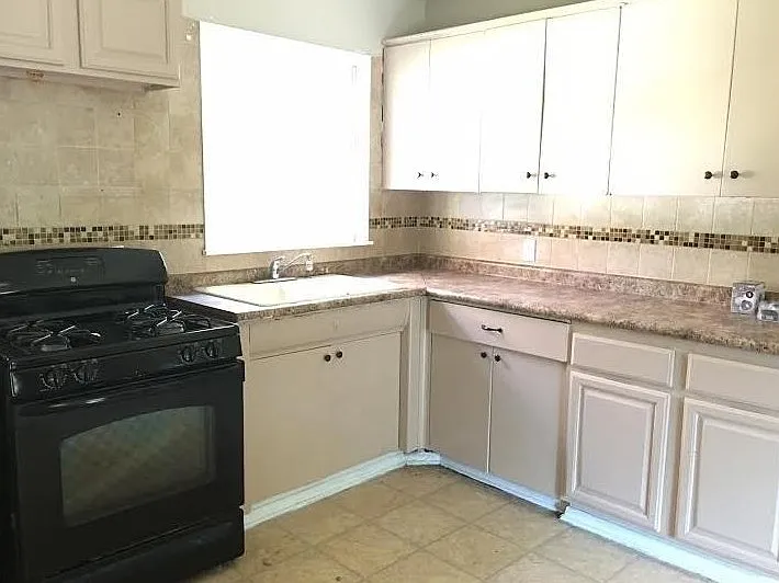 508 Patton Dr — Photo 3