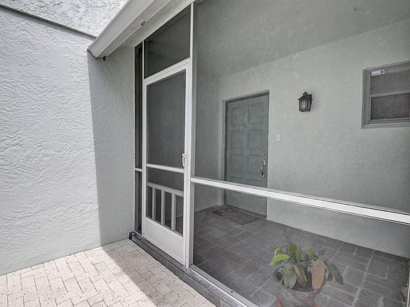 3rd image of 5449 Rose Marie Avenue N