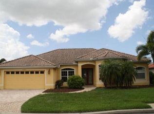 7460 Roxye Ln, Sarasota, FL 34240