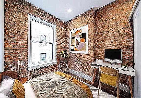 4th image of 208 W 20th St #3C