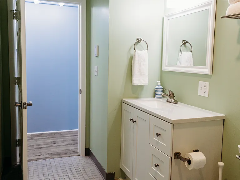 189 E Grand Ave #304 — Photo 15