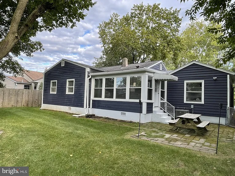 895 Lower Ferry Rd — Photo 25