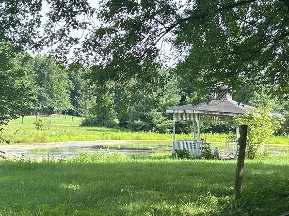 5187 W 700 N, Madison, IN 47250