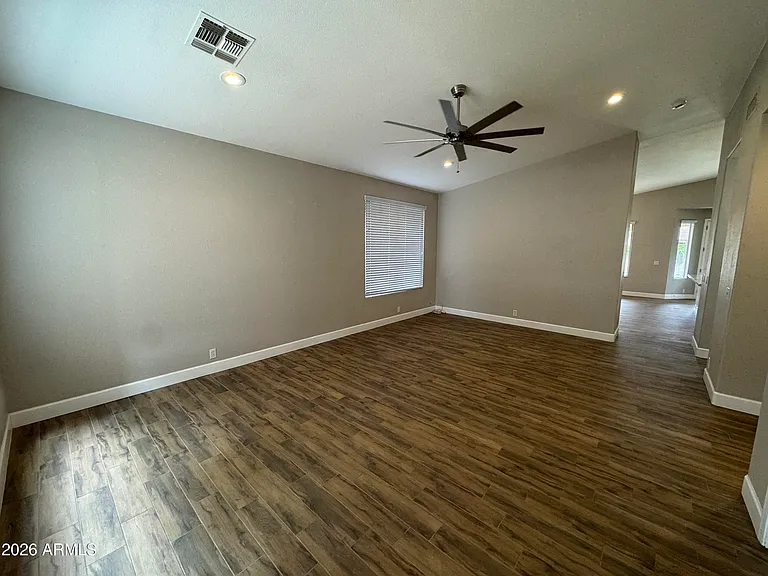 1710 E Tradewind Ct — Photo 6