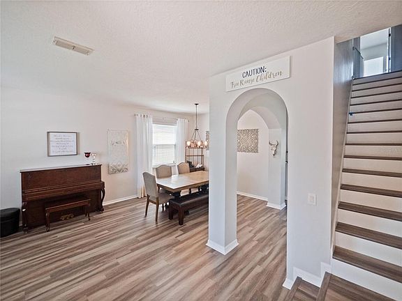 2nd image of 4904 Adair Oak Dr