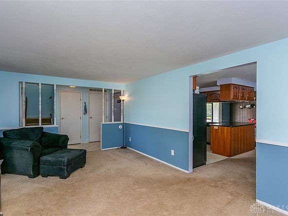 5th image of 7310 Calmcrest Ct