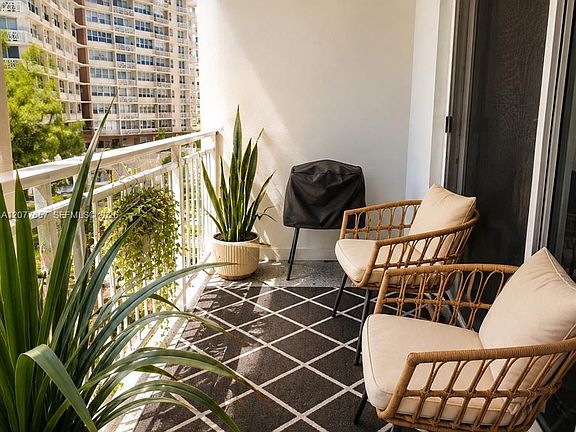 3rd image of 1801 S Ocean Dr APT 340