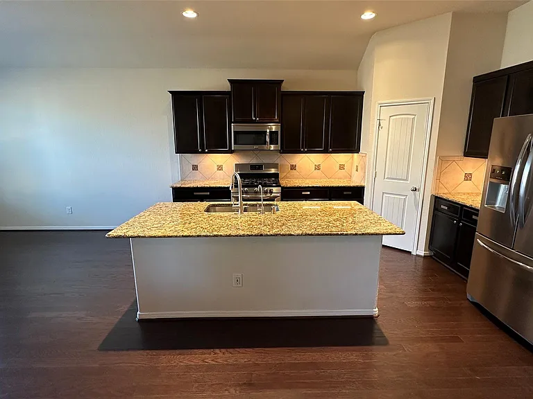 14046 Sand Ridge Xing — Photo 5
