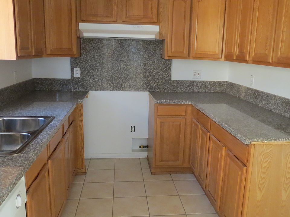 Kitchen Granite Counter Tops
