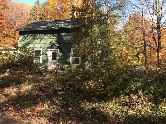 2nd image of 5555 Beechwood Dr