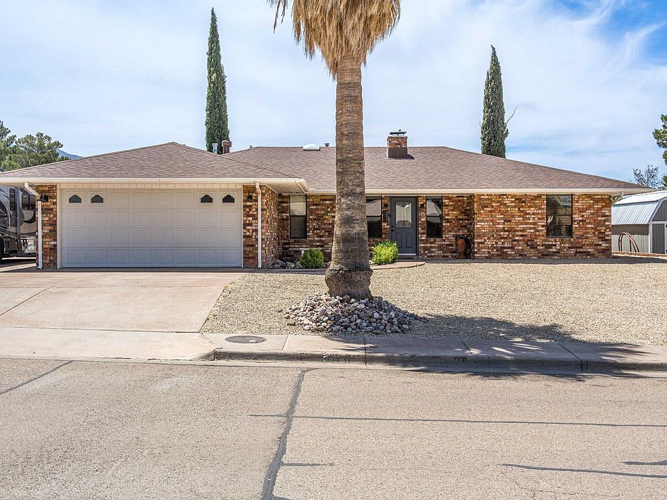 1st image of 3004 Los Robles