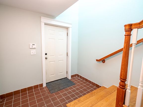 5th image of 132 Winding Creek Ct #113-5