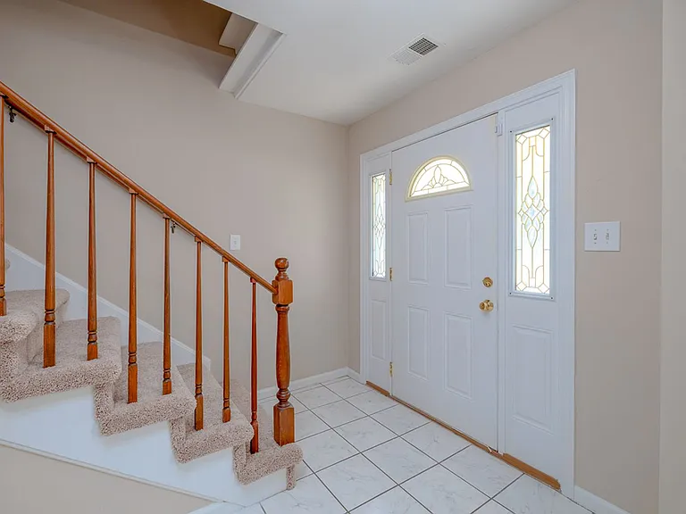 1789 Moonstone Dr — Photo 4