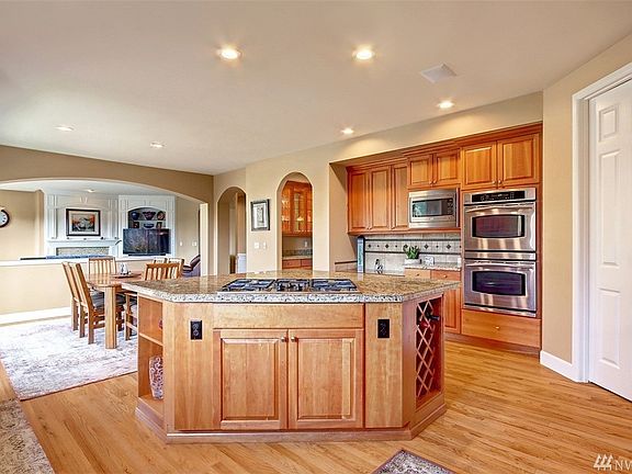 3rd image of 23938 W Woodway Ln