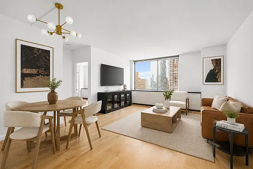 111 W 67th St Photo 1 111 W 67th St Photo 1