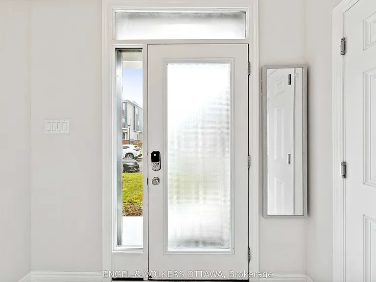 2283 Watercolours Way — Photo 4