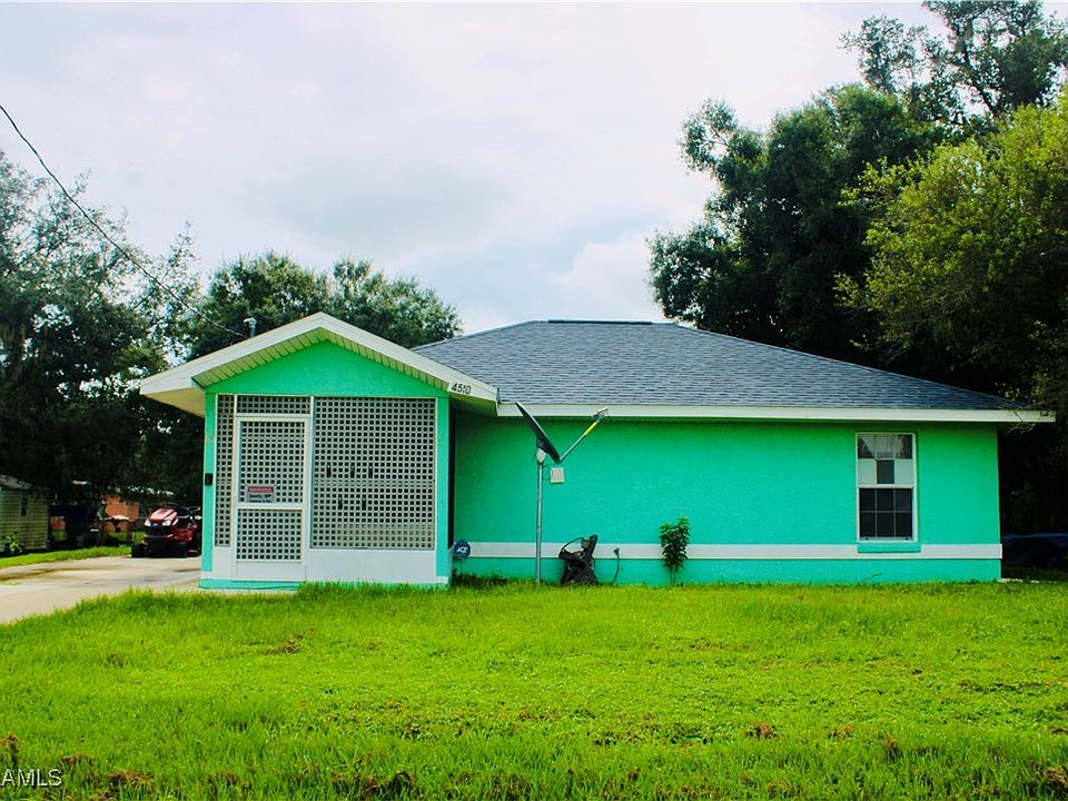1st image of 4510 SW Aster Ave