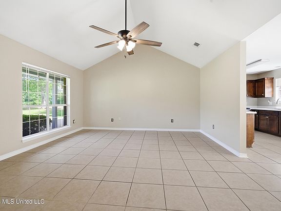 5th image of 11 Fielding Rd