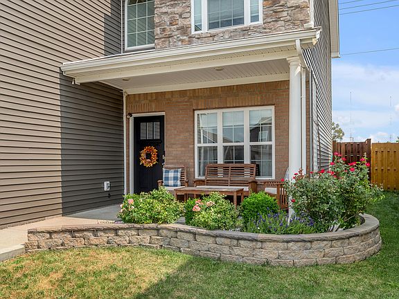 4th image of 776 Halford Pl