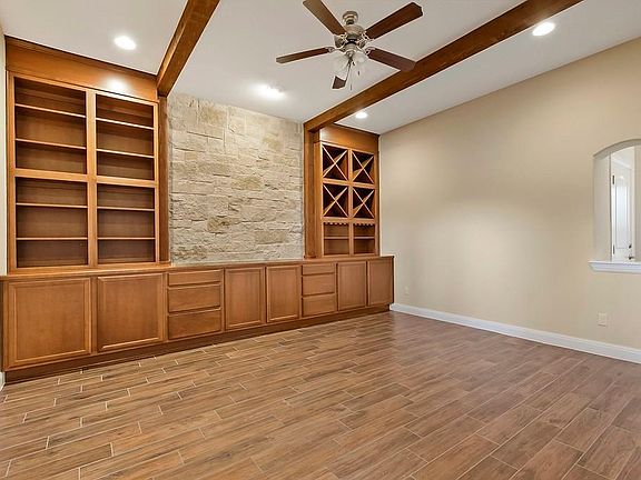 5th image of 108 Lismore St