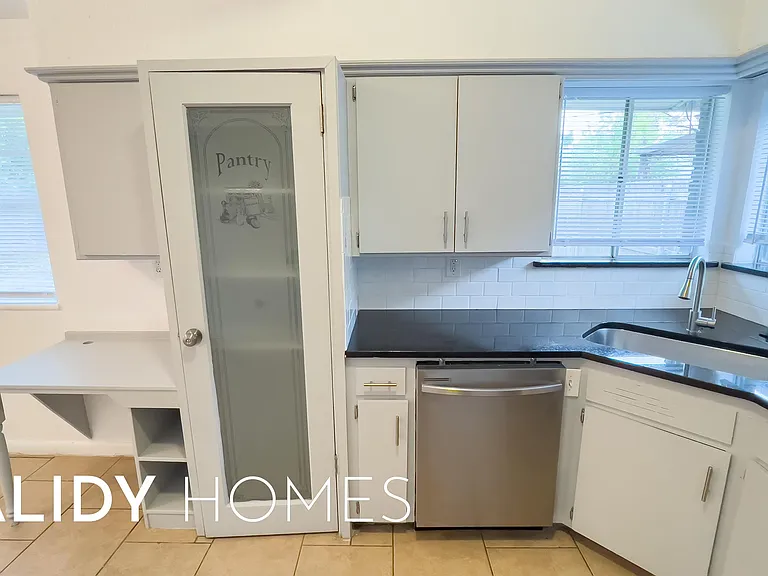 2714 Tottingham Rd — Photo 16