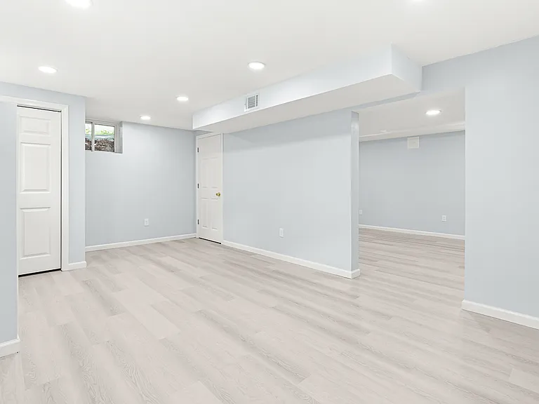 18 Grant Rd — Photo 39