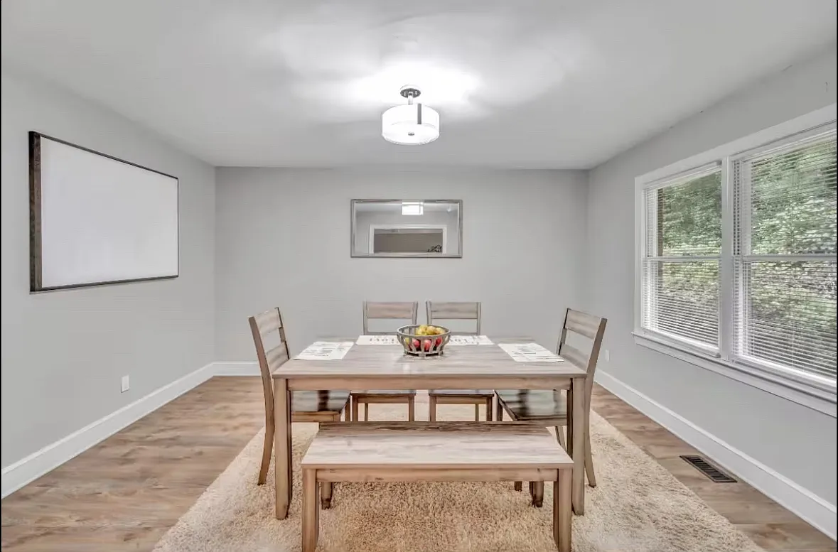 6109 Gainsborough Dr — Photo 4