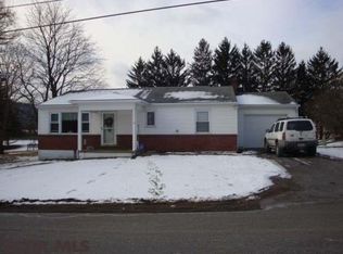 111 East St, Spring Mills, PA 16875