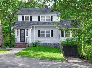 16 Ellwood Rd, Melrose, MA 02176