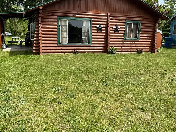 9291 Elizabeth Rd, Houghton Lake, MI 48629