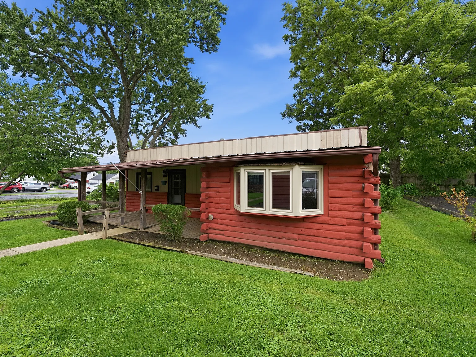 3 bed, 1100 sqft, $1,500 — Photo 3