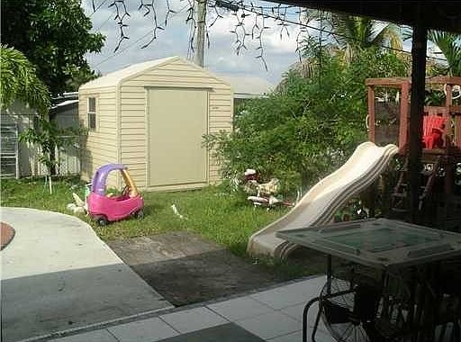 2nd image of 771 SE 3rd Pl