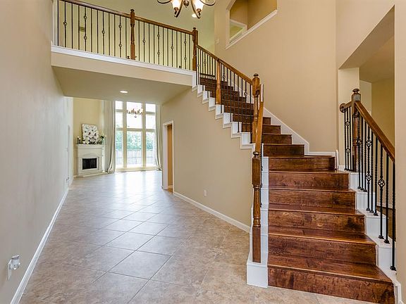 4th image of 5439 Beacon Springs Ln