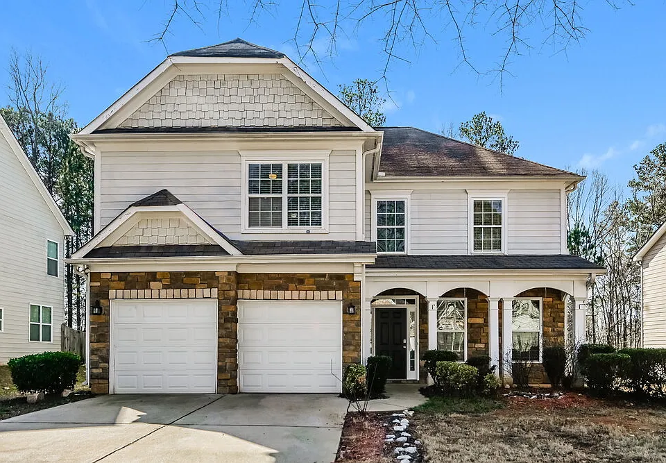 2808 Harcourt Dr