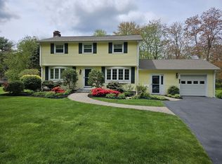 27 Harvey Ln, Westborough, MA 01581