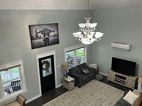 3rd image of 528 1/2 N Harrison St