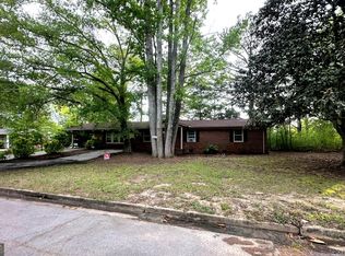 106 Valley Cir, Carrollton, GA 30117