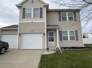 100 Lake Ridge Dr, Mason, MI 48854