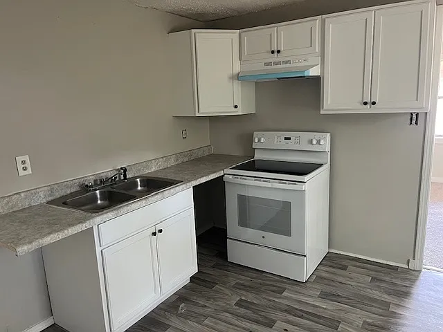 111 Kentucky Avenue - 1 — Photo 2