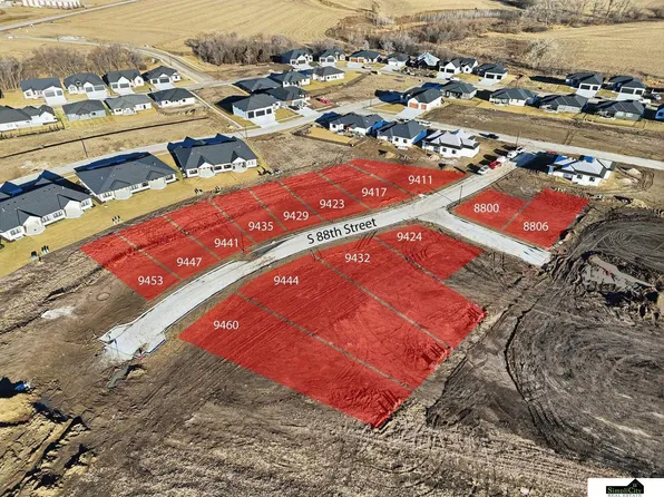 9417 S 88th St, Lincoln, NE 68526