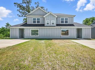 986 S 6th Ave, Denison, TX 75021