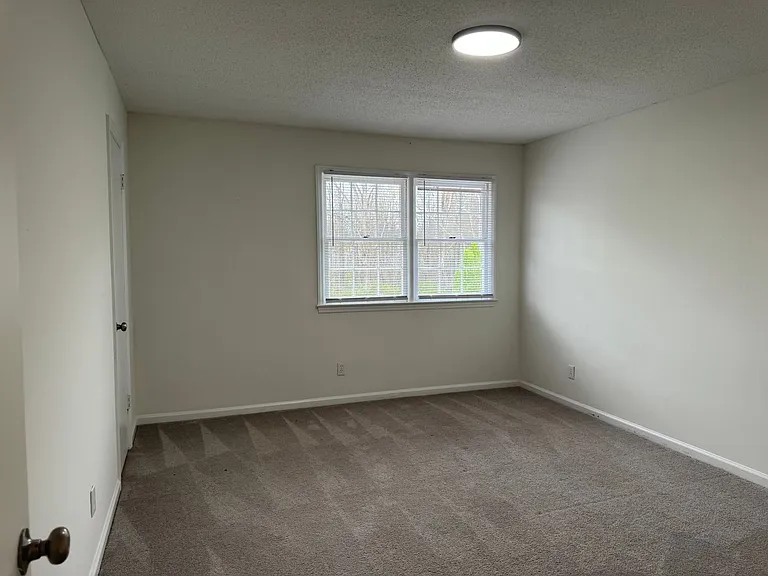 118 Ross St — Photo 14