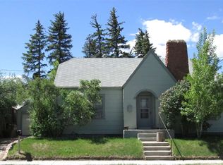 1014 Park Ave, Laramie, WY 82070