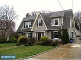 10720 Meadow Ln, Philadelphia, PA 19154