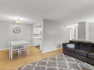 6305 Saint Johns Dr, Eden Prairie, MN 55346