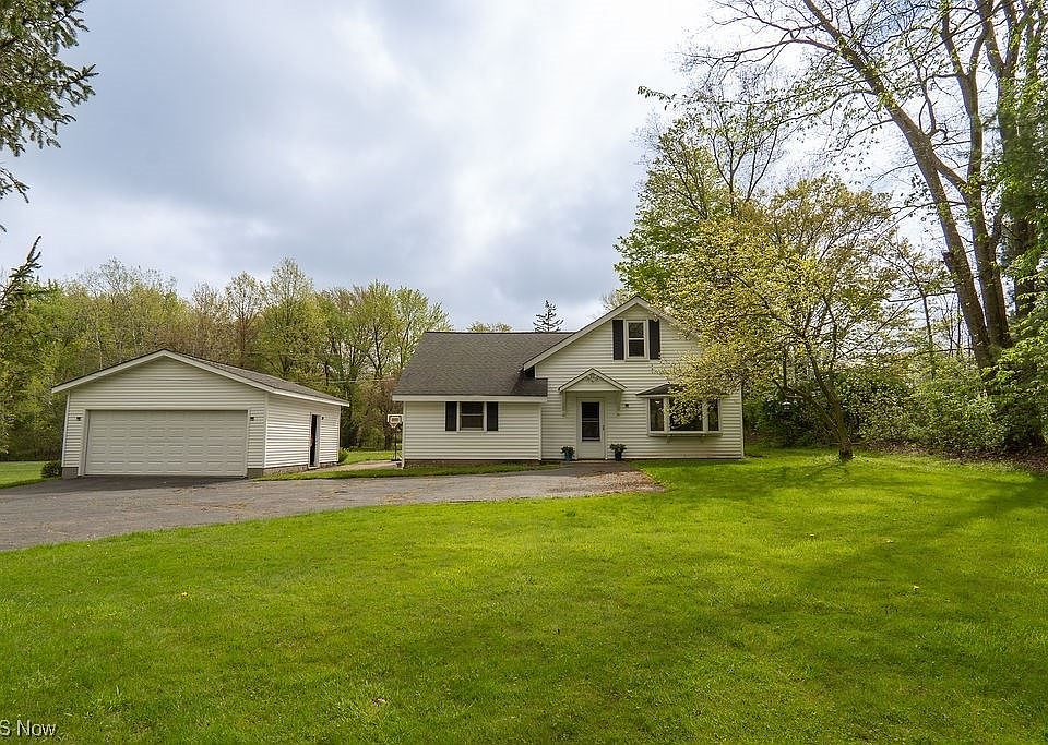 1st image of 16471 Haskins Rd