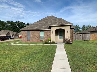 1321 N Creek Dr, Covington, LA 70435