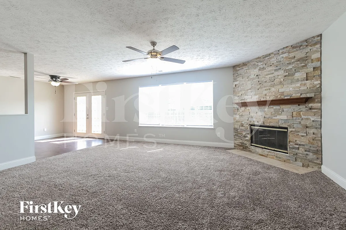 Building Photo - 6009 Copeland Lakes Dr