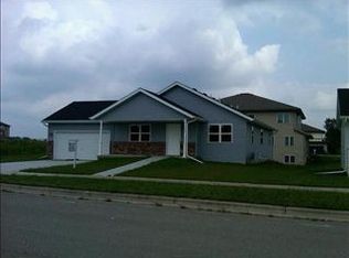 113 Rustic Dr, Madison, WI 53718