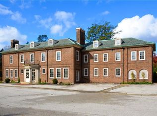 1225 W Market St, Akron, OH 44313